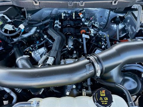 Used 2024 Ford F150 King Ranch w/ FX4 Off-Road Package image 32