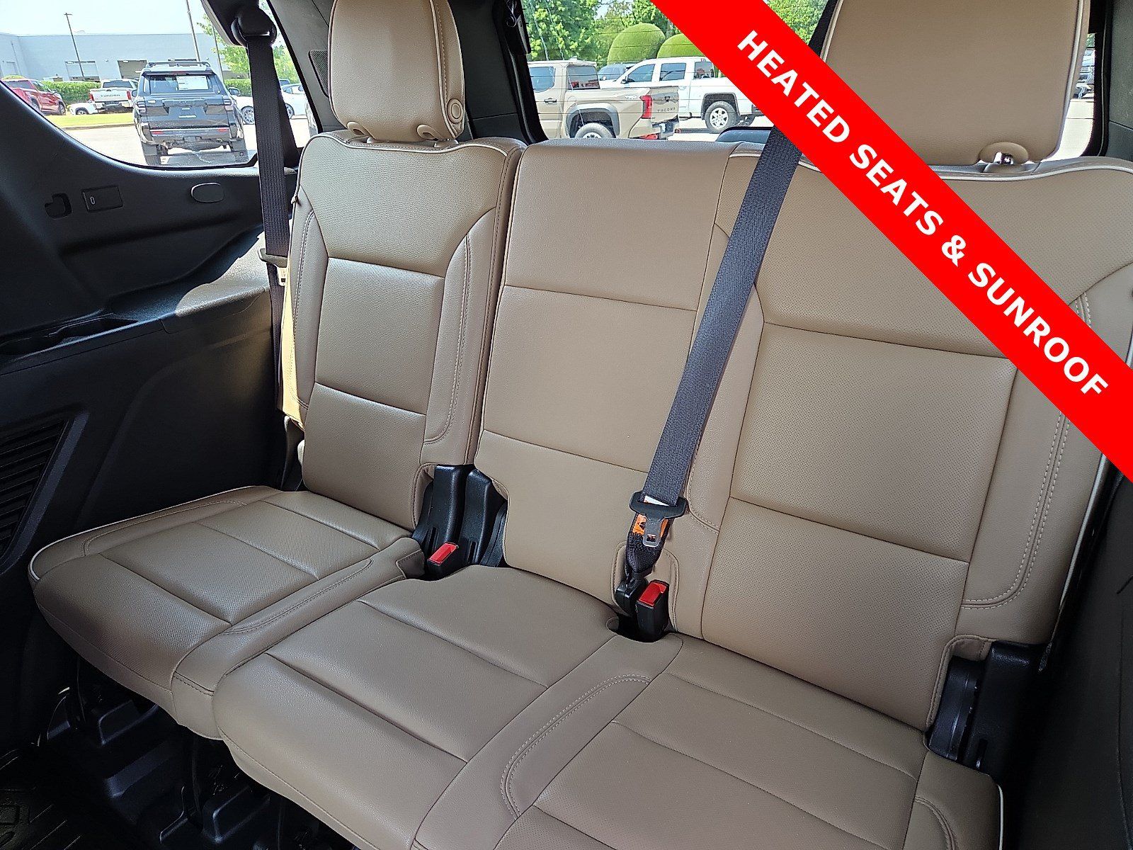 Used 2023 Chevrolet Tahoe Premier w/ Premium Package 2 AWD/4WD image 10