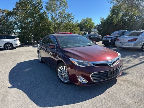 Used 2014 Toyota Avalon Limited image 5