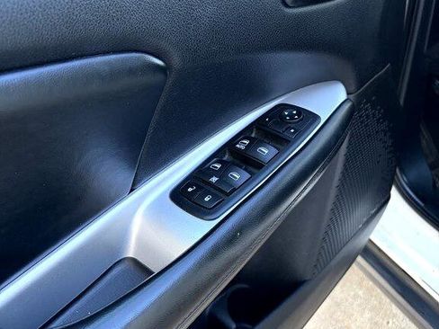 Used 2017 Dodge Journey SE w/ Flexible Seating Group image 6