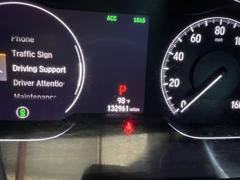 Used 2018 Honda Accord Sport image 2