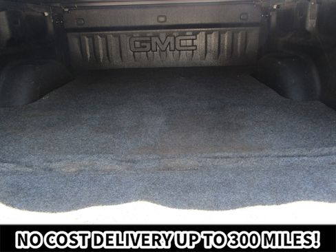 Used 2018 GMC Sierra 1500 SLT AWD/4WD image 9