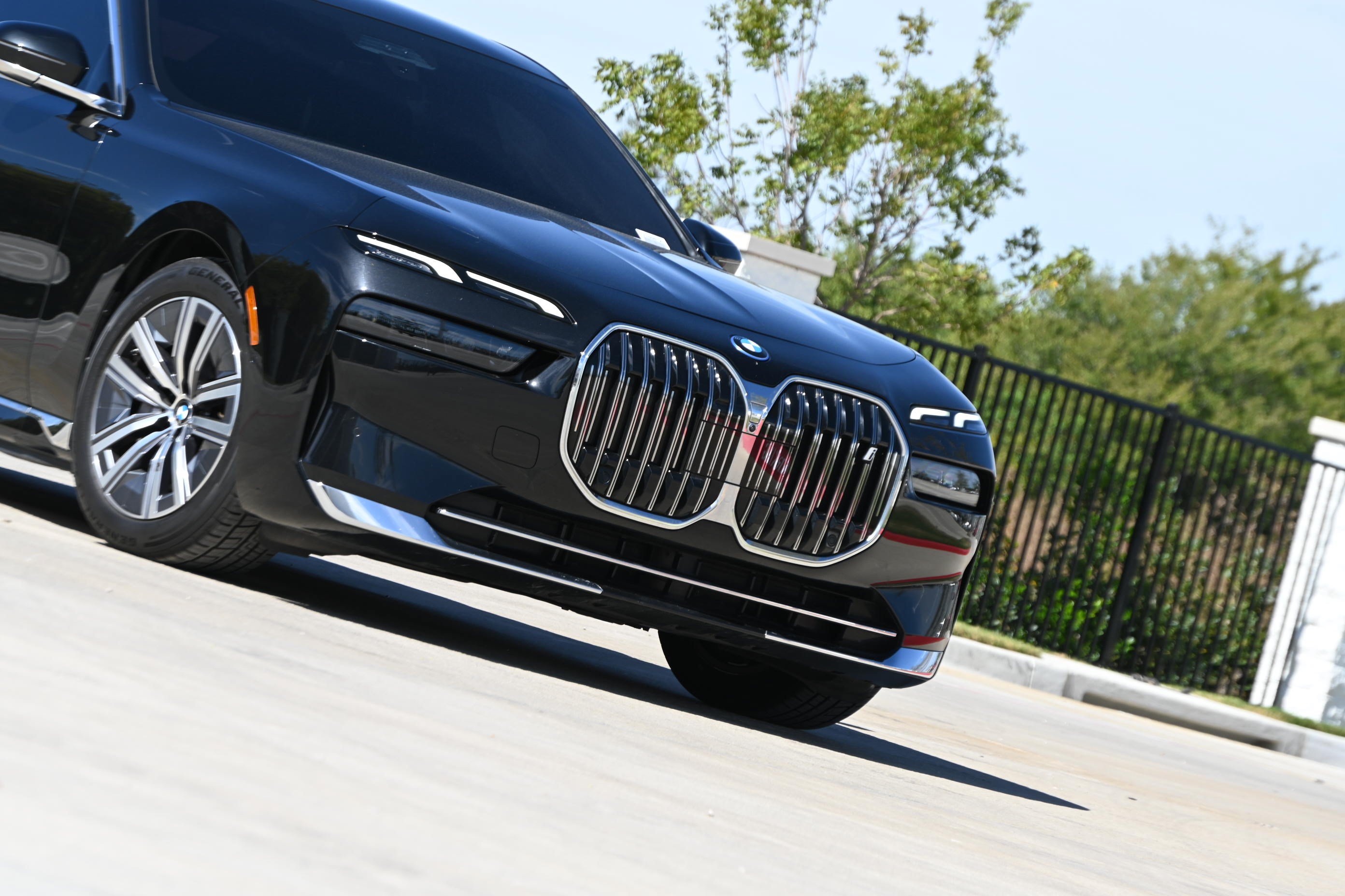 Certified 2024 BMW i7 xDrive60 AWD/4WD image 36