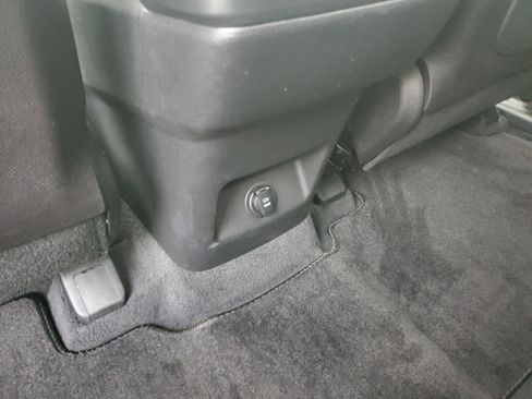 Certified 2025 Kia Telluride S image 16