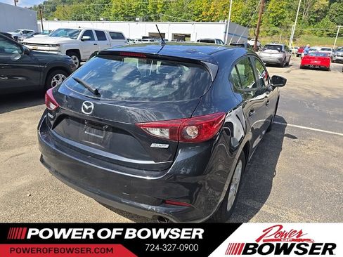 Used 2017 MAZDA MAZDA3 Sport FWD image 5
