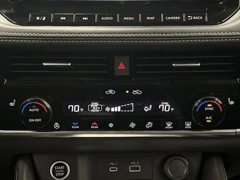 Used 2022 Nissan Rogue Platinum w/ Head-Up Display Package image 21