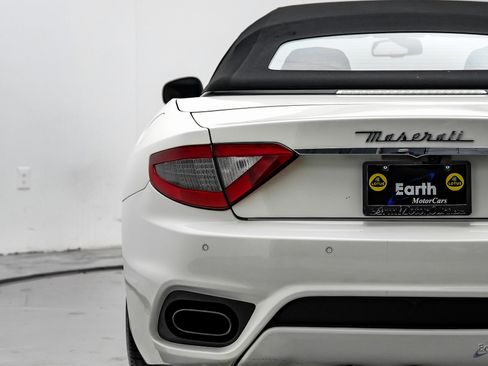 Used 2018 Maserati GranTurismo Sport image 16
