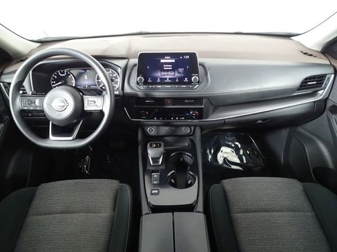 Used 2023 Nissan Rogue SV image 29