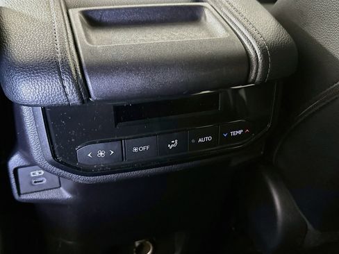 Used 2026 Toyota Grand Highlander AWD Hybrid image 28