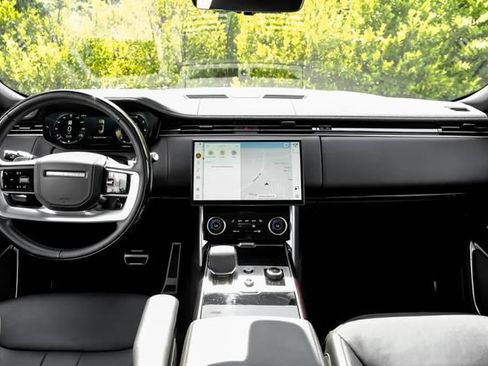 Used 2023 Land Rover Range Rover SE AWD/4WD image 19