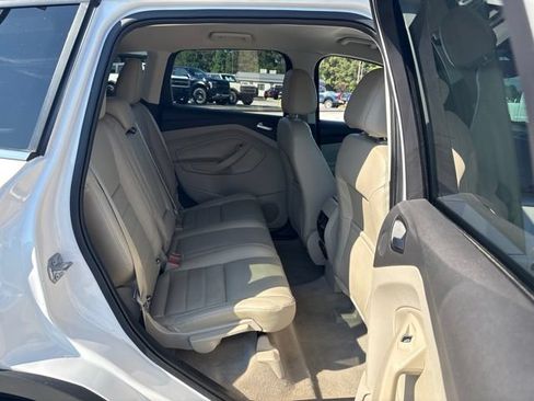 Used 2015 Ford Escape Titanium w/ Equipment Group 301A FWD image 23