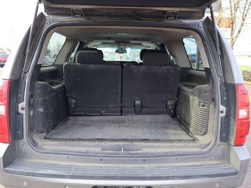 Used 2007 Chevrolet Suburban LT image 6