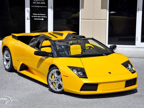 Used 2005 Lamborghini Murcielago Roadster image 10