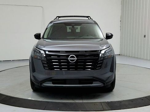 New 2026 Nissan Pathfinder Platinum FWD image 2