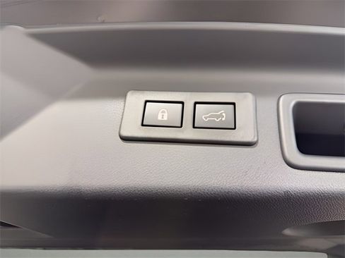 Used 2026 Subaru Forester Touring image 39