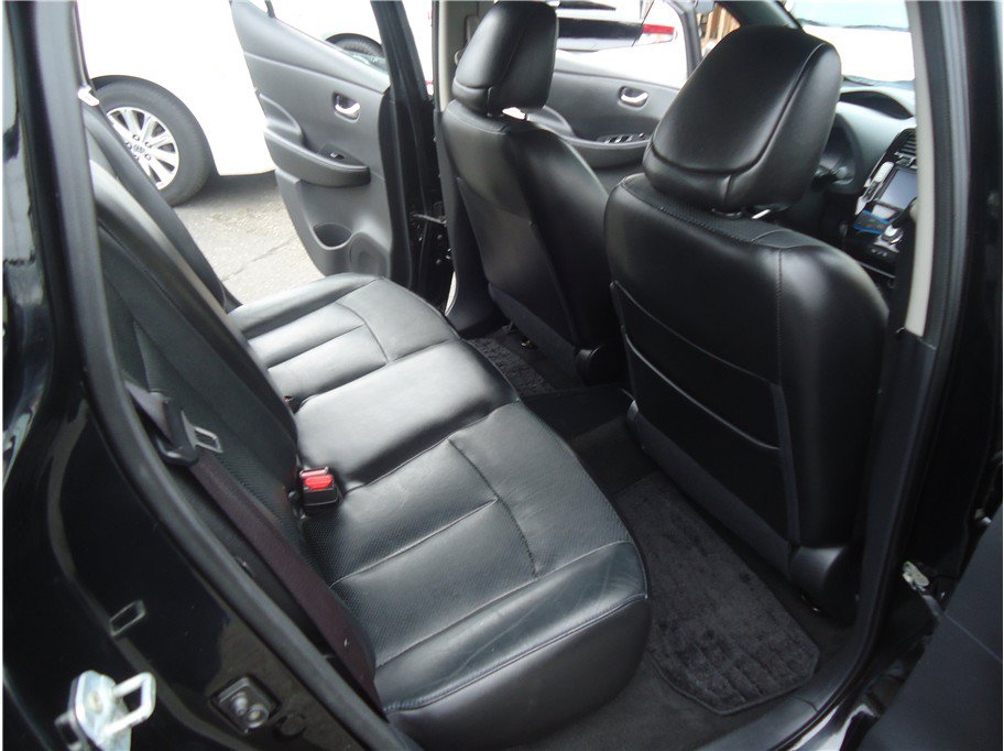 Used 2013 Nissan Leaf SL w/ Premium Pkg FWD image 14