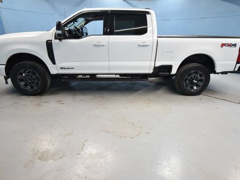 Used 2024 Ford F350 Lariat w/ Lariat Ultimate Package AWD/4WD image 35