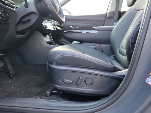 New 2026 Hyundai Tucson Limited image 16