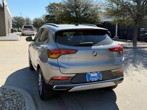 Used 2023 Buick Encore GX Essence w/ Experience Buick Package image 3