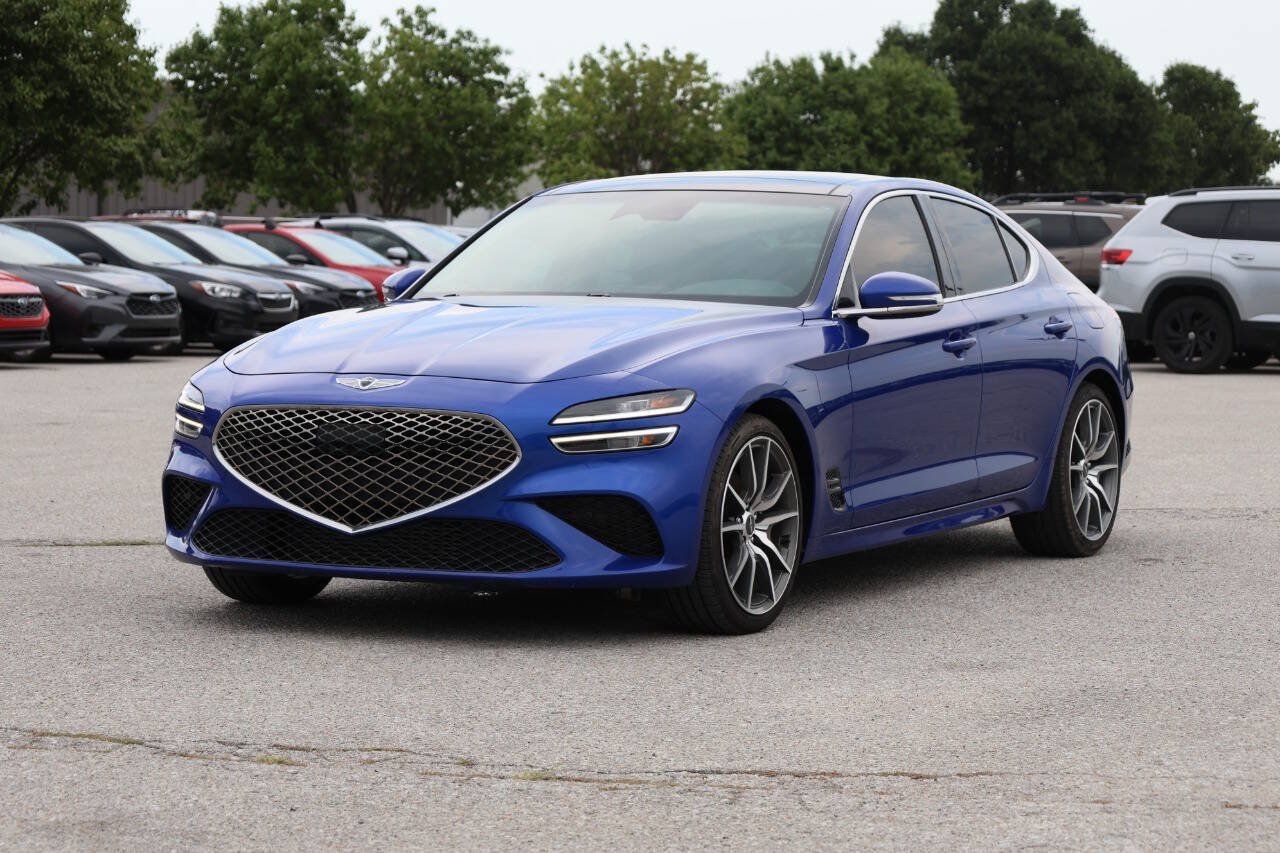 Used 2022 Genesis G70 2.0T w/ Prestige Package RWD image 6