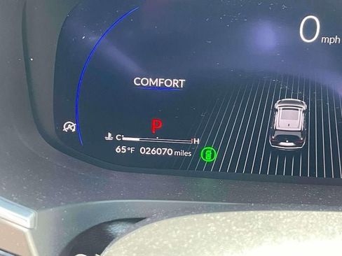 Used 2023 Acura MDX SH-AWD image 25