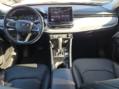 Used 2022 Jeep Compass Limited image 18