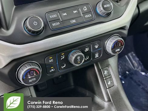 Used 2018 GMC Acadia SLT AWD/4WD image 18