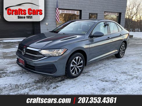 Used 2024 Volkswagen Jetta S image 1