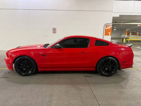 Used 2013 Ford Mustang GT image 5