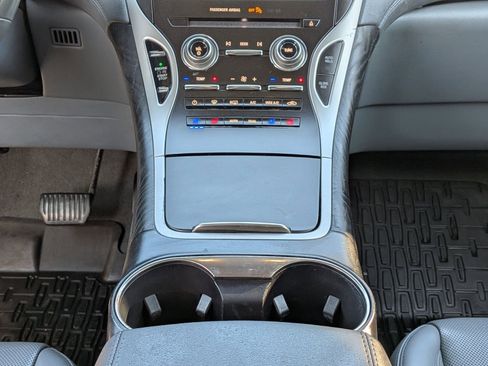 Used 2019 Lincoln Nautilus Reserve w/ Driver Assistance Package image 21