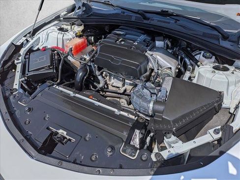 Certified 2023 Chevrolet Camaro LT RWD image 22