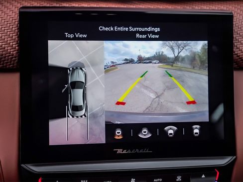 Certified 2022 Maserati Quattroporte Trofeo image 22