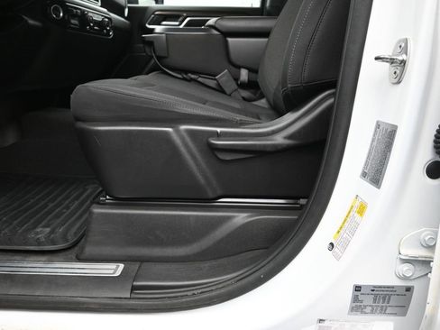 Used 2024 Chevrolet Silverado 2500 LT image 21