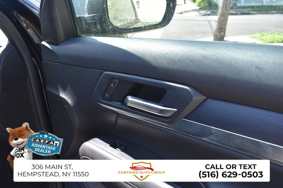 Used 2025 GMC Terrain Elevation AWD/4WD image 19