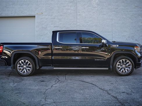 Used 2024 GMC Sierra 1500 Denali w/ Denali Reserve Package image 17