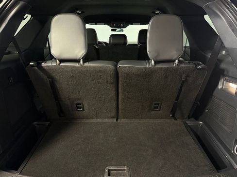 Used 2025 Ford Explorer ST-Line w/ ST-Line Street Pack AWD/4WD image 29