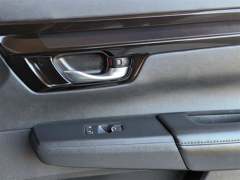 Used 2025 Honda CR-V EX-L image 29
