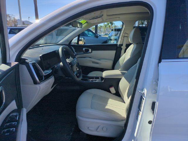Certified 2026 Kia Sorento S w/ S Panoramic Sunroof Package FWD image 15