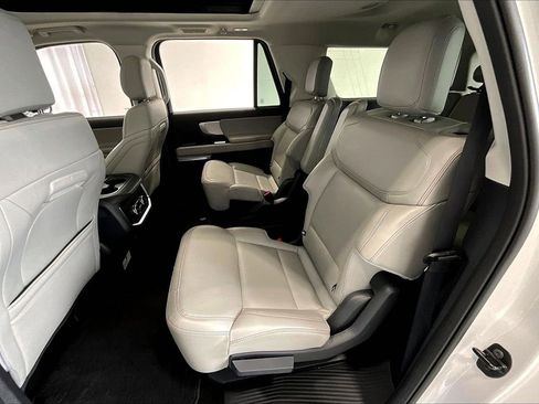 Used 2025 Ford Expedition Max Active image 24