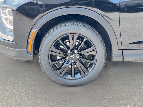 New 2025 Mitsubishi Eclipse Cross LE image 29