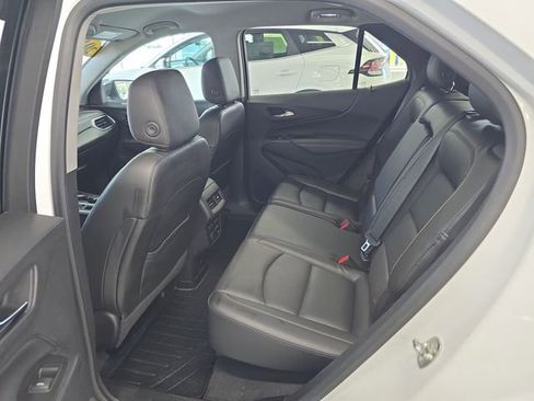 Used 2018 Chevrolet Equinox Premier image 10