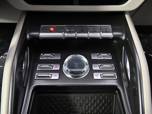 New 2026 Lincoln Nautilus Reserve AWD/4WD image 31