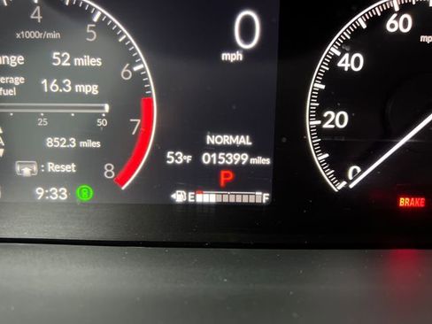 Used 2023 Honda Pilot EX-L image 25