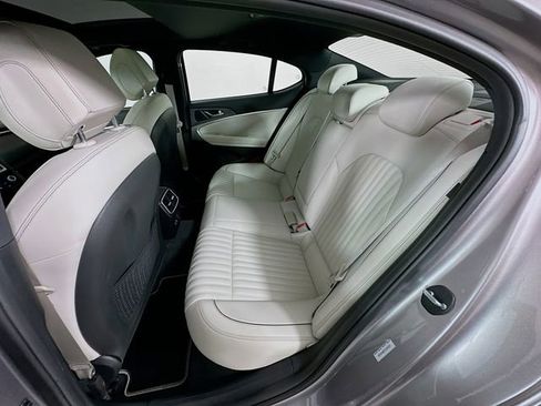 Certified 2026 Genesis G70 3.3T Sport Prestige RWD image 25