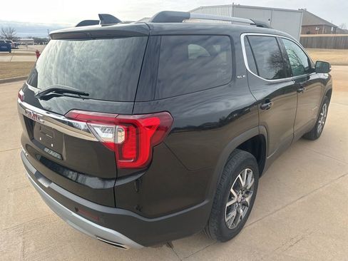 Used 2023 GMC Acadia SLE w/ Driver Convenience Package image 5