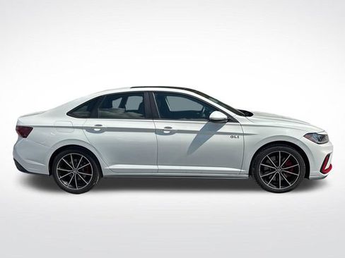 Used 2025 Volkswagen Jetta GLI Autobahn FWD image 7