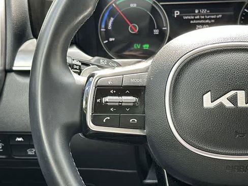 Used 2023 Kia Sorento EX AWD/4WD image 8