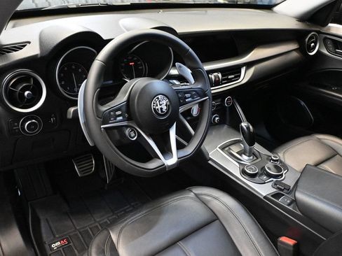 Used 2019 Alfa Romeo Stelvio Sport w/ Quick Order Package 22K Sport RWD image 6