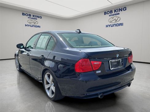 Used 2010 BMW 335i Sedan image 3