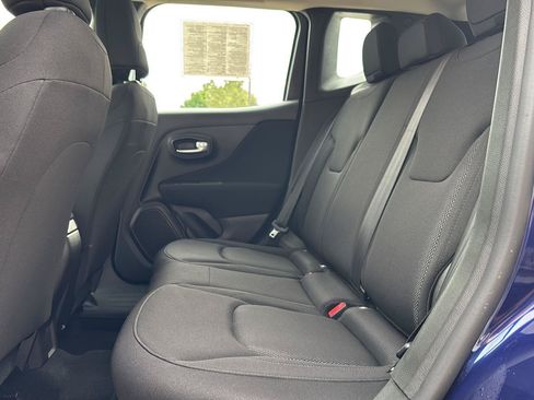Used 2019 Jeep Renegade Sport FWD image 25